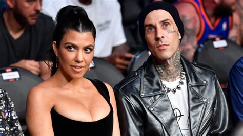 kourtney kardashian leaked|Travis Barker Reacts to Leaked Pic of His & Kourtney Kardashian。